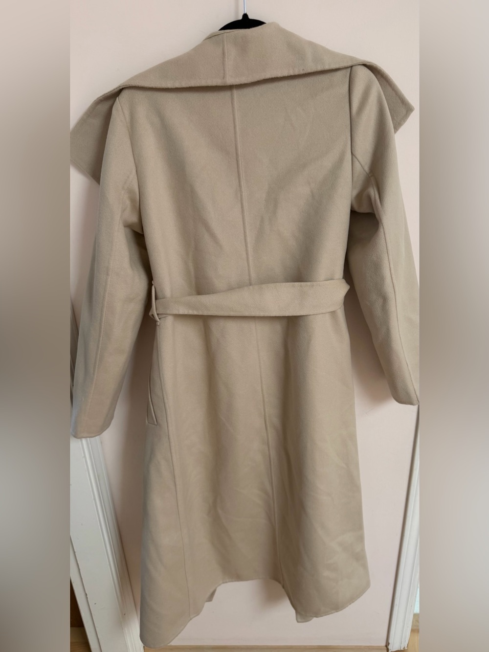 Aritzia Babaton Portfolio Double Face Coat - Luxe Wool Cashmere - Picture 4 of 10
